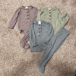 Lou Lou & Company Newborn Matching Top and Bottoms sets